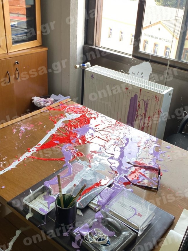Κώστας Αγοραστός