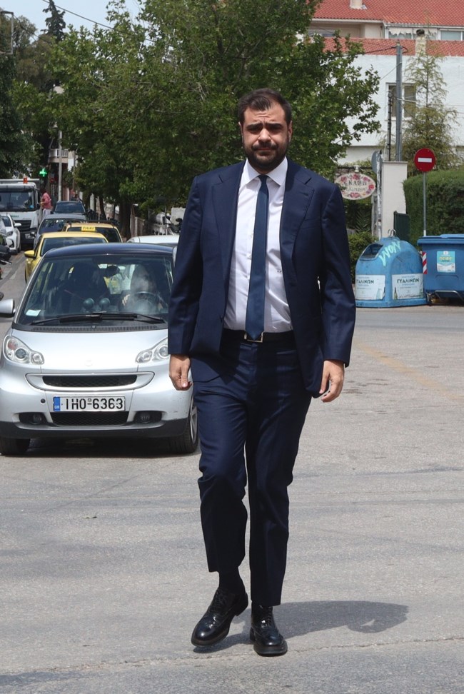 ΚΗΔΕΙΑ ΠΕΤΡΟΣ ΜΟΛΥΒΙΑΤΗΣ