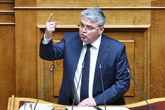 Σκληρή κόντρα Λαζαρίδη - Χρηστίδη στη Βουλή για τα Ιμια: "Οδηγήσατε σε θάνατο τρεις αξιωματικούς"