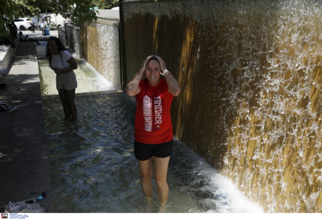Συνεχίζεται μέχρι τη Δευτέρα ο καύσωνας - Η ΕΜΥ επικαιροποίησε το έκτακτο δελτίο προς... το χειρότερο