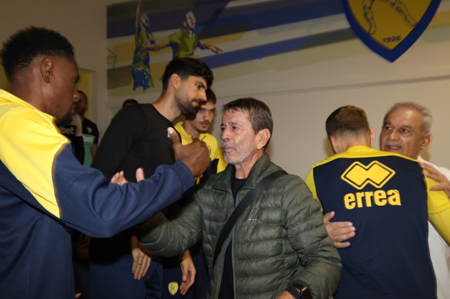ΓΙΑΝΝΗΣ ΠΕΤΡΑΚΗΣ ΑΝΤΙΟ ΣΕ ΠΑΝΑΙΤΩΛΙΚΟ