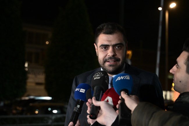 Γάμος ομόφυλων: Αλλάζει το κλίμα μετά τα "γαλάζια φροντιστήρια" - Πάνω από 100 βουλευτές της ΝΔ θετικοί