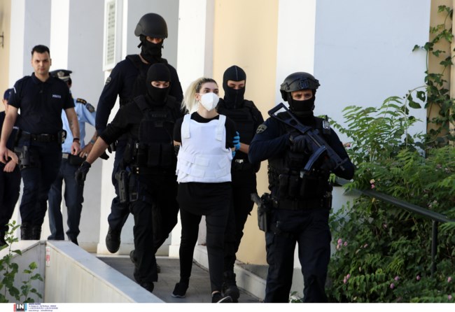 Οι πρώτες εικόνες της Ρούλας Πισπιρίγκου μετά την προφυλάκισή της - Πήρε προθεσμία για να απολογηθεί