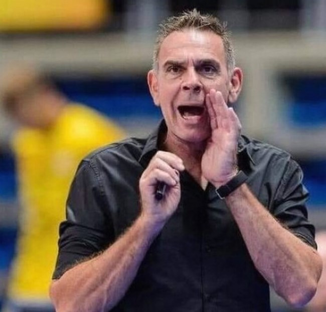 Θλίψη στον κόσμο του βόλεϊ: Πέθανε ο Βαγγέλης Κουτουλέας [εικόνες]