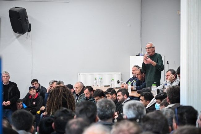 Αγρότες: Ναι στον διάλογο με Μητσοτάκη και από τους "σκληρούς" των μπλόκων - Με ανοιχτούς δρόμους