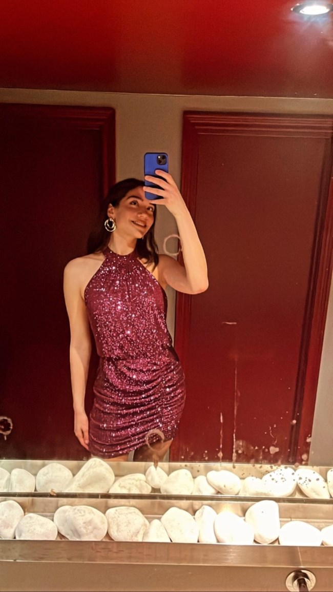 Μελίνα Νικολαΐδη: Η νέα εντυπωσιακή glam εμφάνιση - Διασκέδασε στο μαγαζί που τραγουδάει η Άννα Βίσση [Εικόνες - Βίντεο]