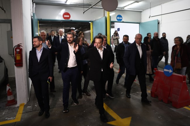 ΔΟΥΚΑΣ ΠΑΡΚΙΝΓΚ