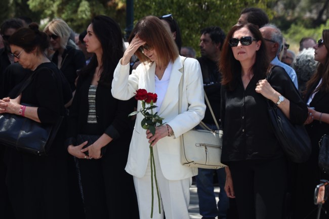 ΚΑΤΙΑ ΔΑΝΔΟΥΛΑΚΗ ΚΗΔΕΙΑ ΓΑΛΑΝΟΣ
