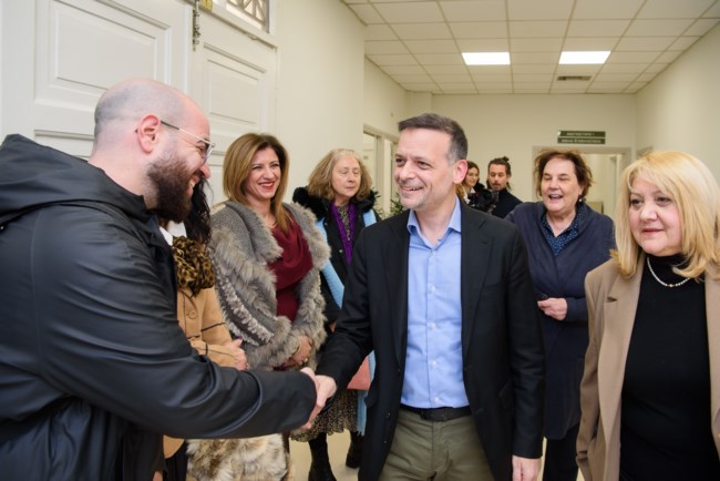 Επαναλειτουργεί η Δημοτική Βιβλιοθήκη Αθήνας - Χ. Δούκας "Να γίνει ένα κύτταρο πολιτισμού ανοιχτό σε όλους"