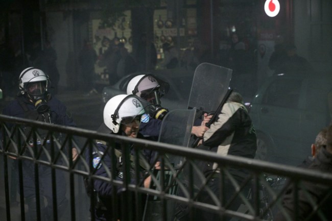 Λάρισα επεισόδια