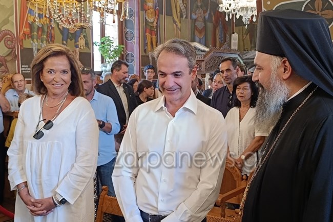 Στα Χανιά ο Κυριάκος Μητσοτάκης για τον Δεκαπενταύγουστο - Μαζί με την Ντόρα Μπακογιάννη και τα παιδιά του [εικόνες]