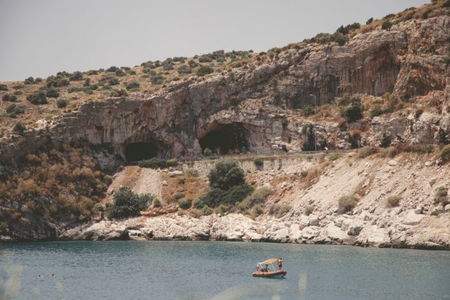 Τρύπες Καραμανλή