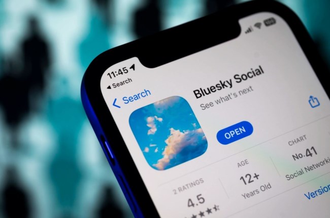 Η νέα πλατφόρμα social media Bluesky για την οποία οι χρήστες εγκαταλείπουν το Χ του Έλον Μασκ