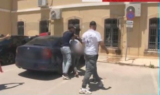Σούδα: O Αζέρος  απαγόρευε την είσοδο στο δωμάτιό του στο προσωπικό του ξενοδοχείου - Bγήκε μόνο δύο φορές για λίγα λεπτά