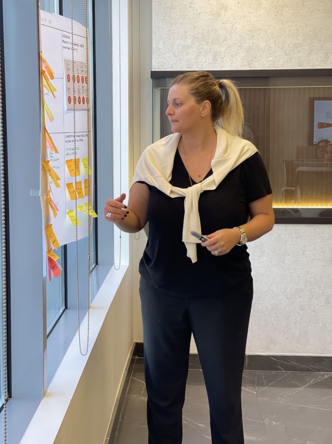 ΑΙΓΛΗ ΜΠΑΛΑΜΑΤΣΗ