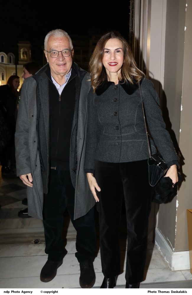 Γιάννης Πρετεντέρης: Σπάνια βραδινή έξοδος με τη σύζυγό του, Σάντρα [εικόνες]