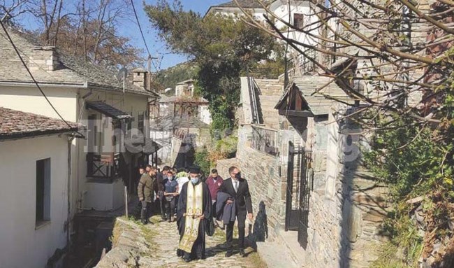 ΜΑΚΡΙΝΙΤΣΑ ΚΗΔΕΙΑ