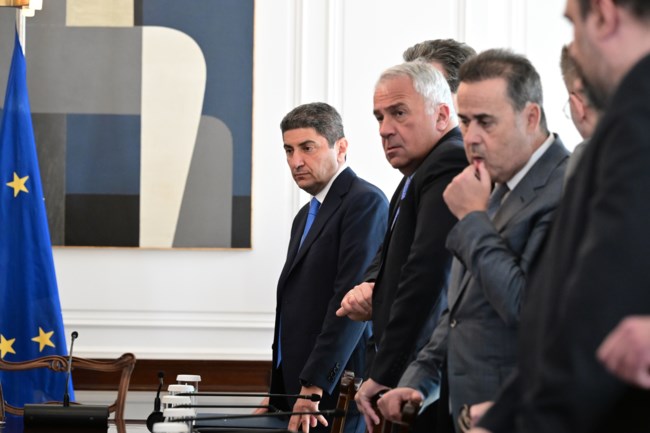 Δικογραφία ΟΠΕΚΕΠΕ: "Γνωρίζω πολύ καλά τι έχω πράξει" - "Όλοι είμαστε ίσοι απέναντι στο νόμο" - Οι αντιδράσεις Βορίδη - Αυγενάκη