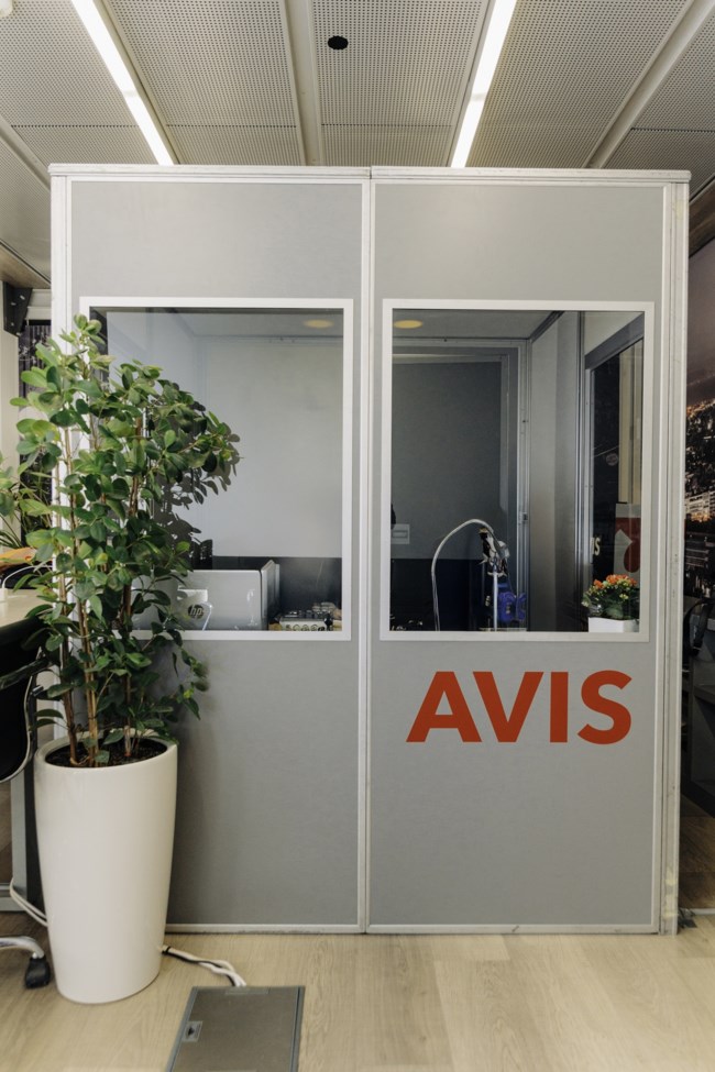 AVIS ΒΙΒΛΙΑ