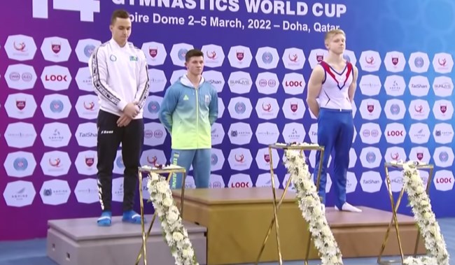 Ιβάν Κούλιακ: Αφαιρέθηκε το μετάλλιο του Ρώσου που έφερε το σύμβολο "Ζ" δίπλα σε Ουκρανό συναθλητή του