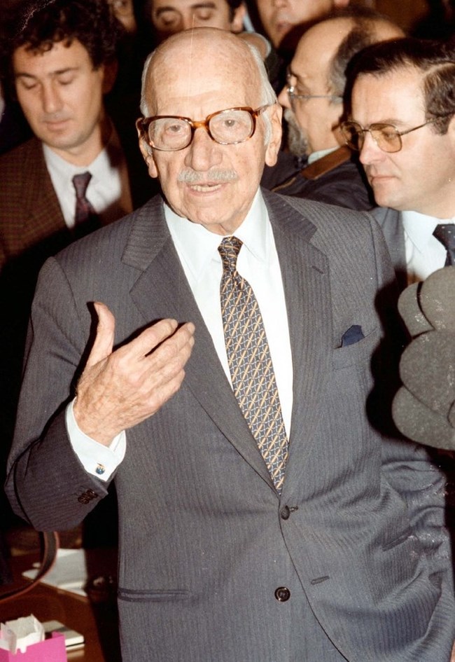 ΞΕΝΟΦΩΝ ΖΟΛΩΤΑΣ