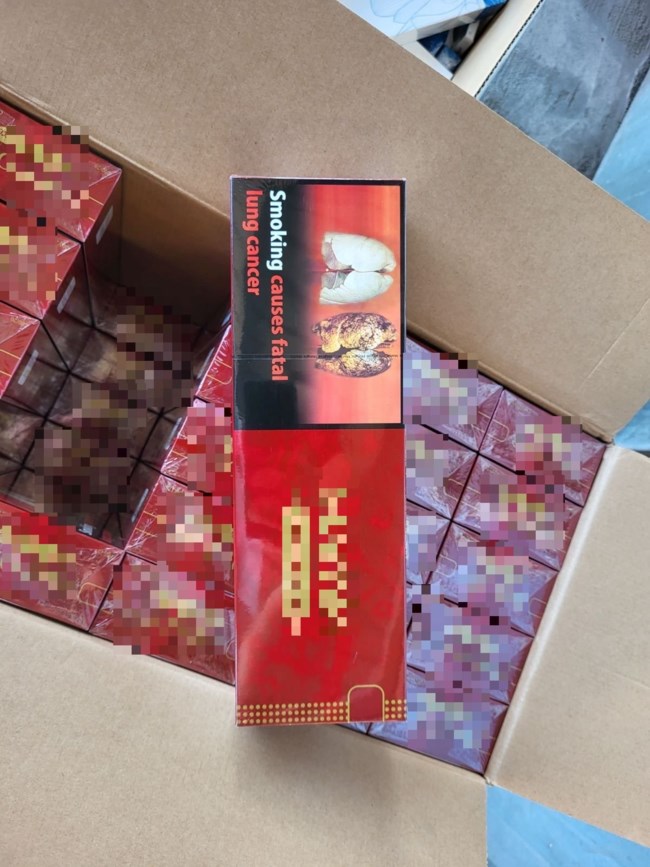 Λαθραία τσιγάρα