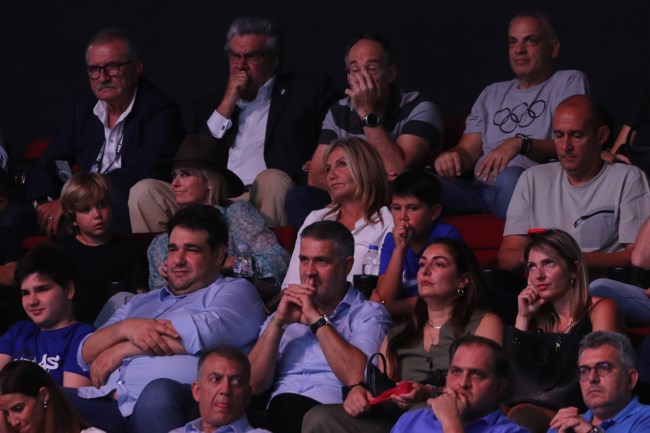 Η Μαρέβα Γκραμπόφσκι βλέπει μπάσκετ: Παρακολούθησε την πρόκριση της Εθνικής στους Ολυμπιακούς [εικόνες]