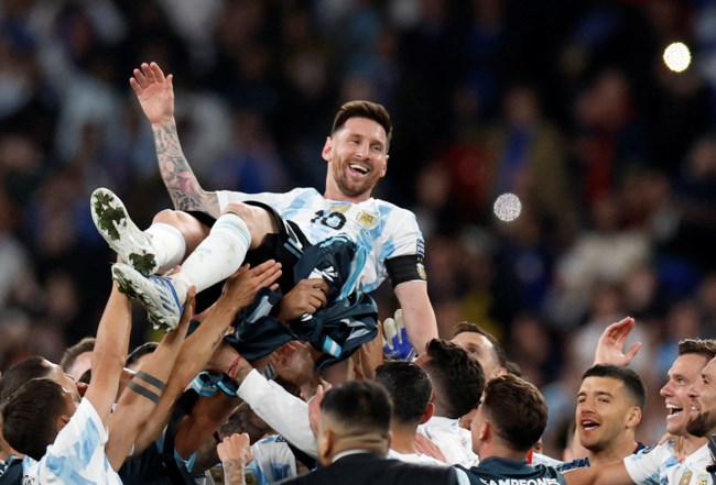 Ιταλία-Αργεντινή 0-3: Στην παρέα του Μέσι το Finalissima