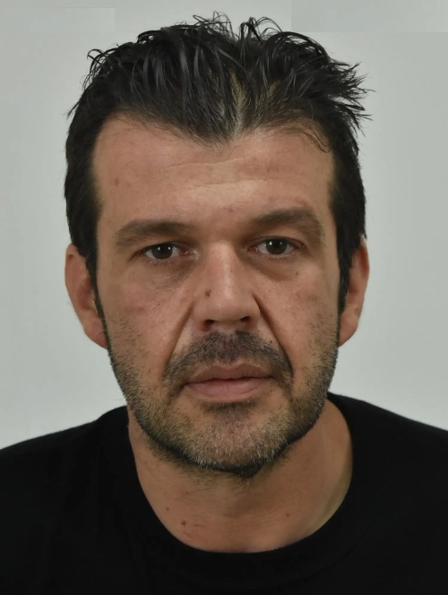 ΛΗΣΤΗΣ ΠΑΤΙΝΙ