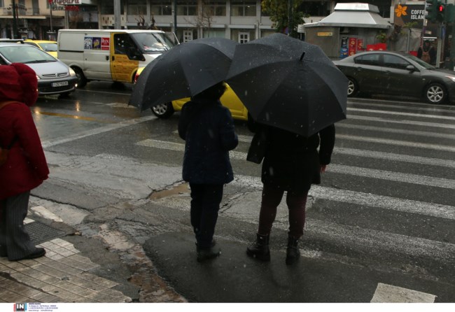 Η ΕΜΥ επικαιροποίησε το έκτακτο δελτίο καιρού: Ως το πρωί του Σαββάτου τα ακραία φαινόμενα - Χάρτες με τις περιοχές