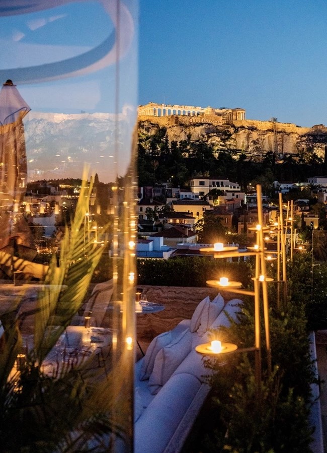 Valentine's weekend στο The Dolli: Γιορτάζοντας την αγάπη με ένα Extended K.I.S.S.
