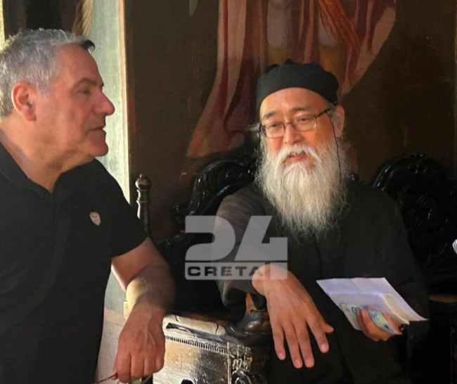 Ο "σαμουράι του Αγίου Όρους": Ποιος είναι ο Ιάπωνας μοναχός-φύλακας της εικόνας της Παναγίας Πορταΐτισσας στη Μονή Ιβήρων