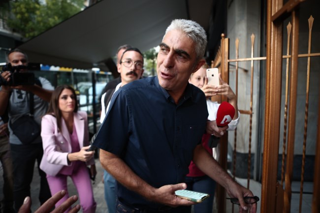 Κεχαγιά για απόλυση Γιώργου Τσίπρα: Το κόμμα δεν αντέχει αργομισθίες - Ο αντικαταστάτης του δεν έχει ακόμη πληρωθεί