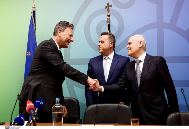 Παπασταύρου Σλυλακάκης