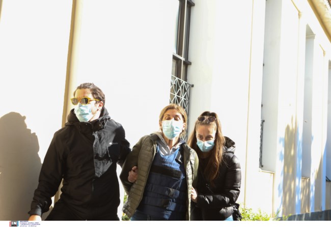 49ΧΡΟΝΗ ΑΛΒΑΝΙΔΑ ΜΕΤΑΓΩΓΗ