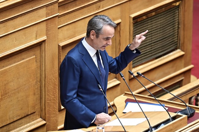Κόντρα Μητσοτάκη - Ανδρουλάκη: "Παρουσιάζεστε ως κακέκτυπο του ΠΑΣΟΚ του '80" - "Δεν έχω το ταλέντο σας στα  σκάνδαλα"