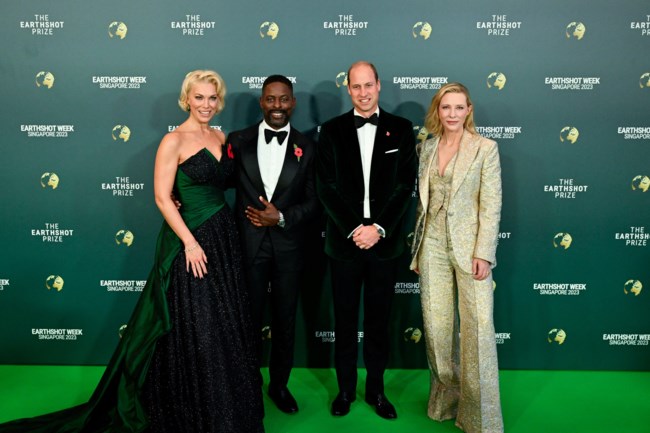 Κέιτ Μπλάνσετ: Η επιτομή του royal chic με χρυσό βασιλικό μπροκάρ κοστούμι Stella Mc Cartney