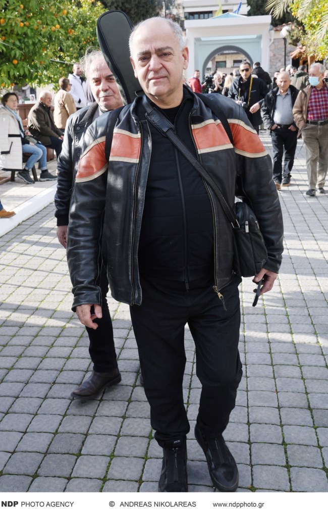 Μανώλης Καραντίνης