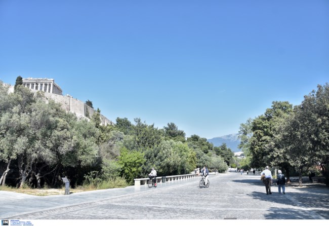 Κορονοϊός: Ο φόβος του lockdown κυκλώνει την Αττική - Γεμίζουν ανησυχητικά οι Εντατικές - Ερχονται νέα μέτρα