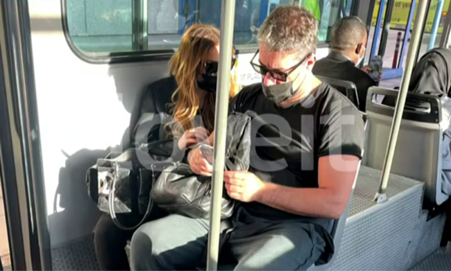 Ρομαντική απόδραση στην Ιταλία για τη Δέσποινα Βανδή και τον Βασίλη Μπισμπίκη [Εικόνες]