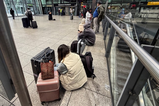 ΧΙΘΡΟΟΥ ΚΟΣΜΟΣ