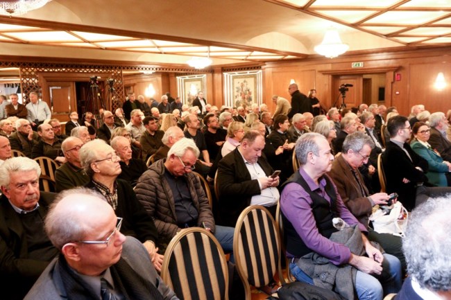 ΕΚΔΗΛΩΣΗ INSOCIAL