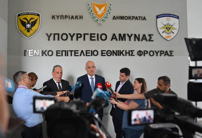 Δένδιας στην Κύπρο: Οχι σε συμμετοχή της Τουρκίας στο SAFE όσο συνεχίζει τις παράνομες ενέργειες