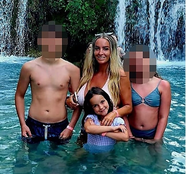 Σοκ: Με μια μαχαιριά δολοφονήθηκε η 9χρονη στη νότια Αγγλία - Δίωξη για ανθρωποκτονία σε 15χρονο