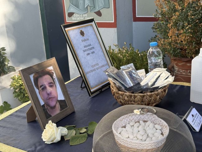 Μαύρη μέρα για τη Λάρισα: Βαρύ πένθος στις κηδείες του 26χρονου Αχιλλέα και της 18χρονης Ανθίας