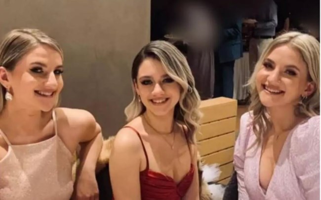 Πλακιάς κατά Φλέσσα για τα Τέμπη: "Εγώ τα παιδιά μου φοιτήτριες τα έστειλα, με το πιο ασφαλές μέσο"