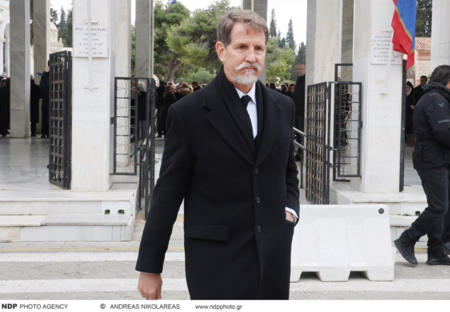 ΠΑΥΛΟΣ ΝΤΕ ΓΚΡΕΣ ΚΗΔΕΙΑ ΝΙΚΟΣ ΣΤΑΣΙΝΟΠΟΥΛΟΣ