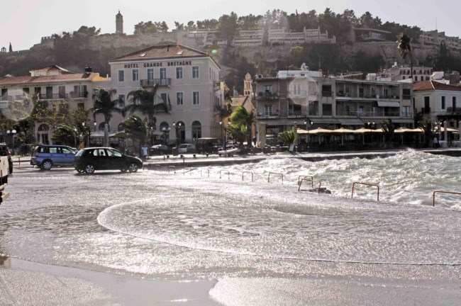 βροχη νοτιαδες