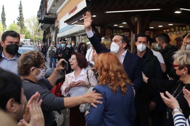 Περιοδεία Τσίπρα στην Καλλιθέα: "Το φετινό Πάσχα ίσως είναι το χειρότερο Πάσχα των τελευταίων χρόνων"