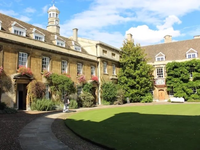 ΜΑΙΚ ΛΙΝΤΣ ΚΕΙΜΠΡΙΤΖ CHRIST COLLEGE